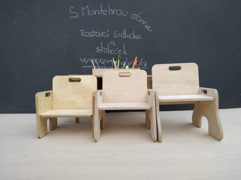 Židlička rostoucí výškově nastavitelná - Židlička: Rovné boky ve tvaru čtverce