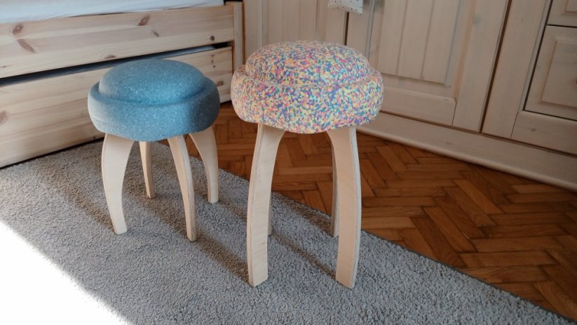 Dřevěné nožky, židlička ke kamenům Stapelstein - Výška stoličky: Nižší 37 cm