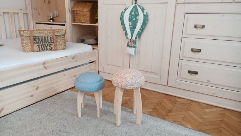 Dřevěné nožky, židlička ke kamenům Stapelstein - Výška stoličky: Nižší 37 cm