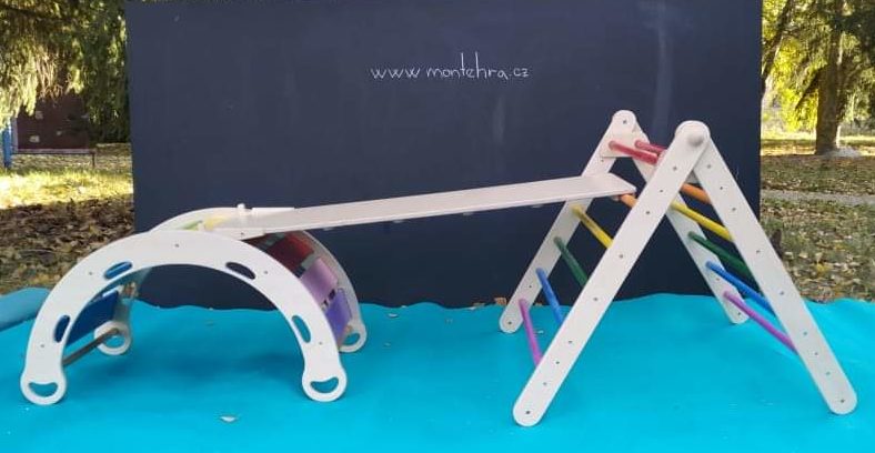Trojúhelník Piklerové, XXL Montessori houpačka a prkno - Vyber povrchovou úpravu: Barevné příčky set